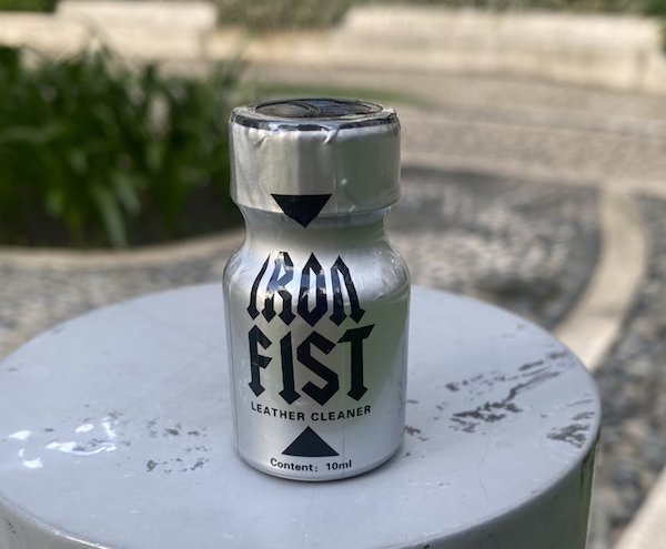 Popper Iron Fist Silver 10ml chính hãng Mỹ USA PWD Popper Iron Fist Silver 10ml chính hãng Mỹ USA PWD
