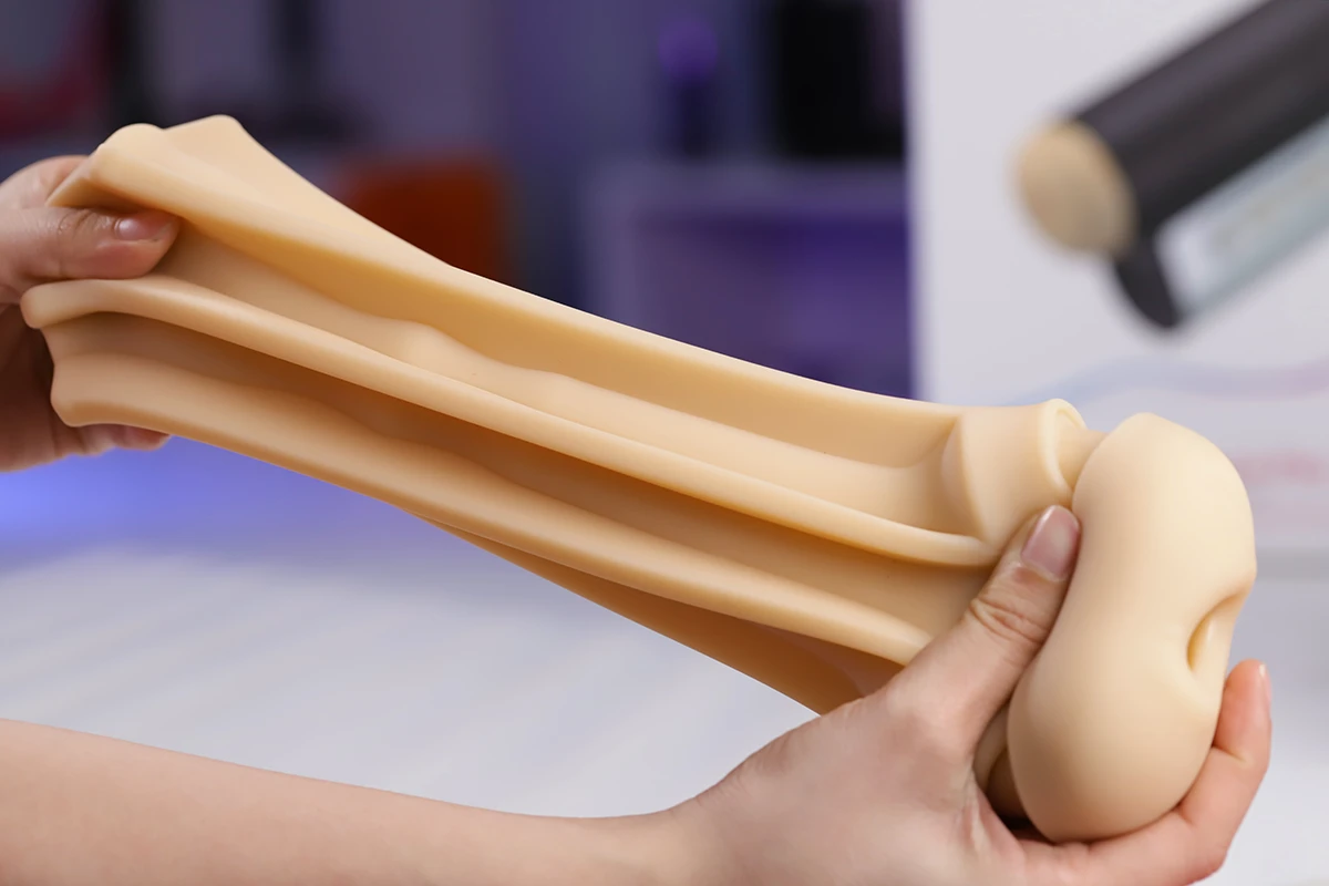Âm đạo giả Lovense Solace Pro AI máy thủ dâm cao cấp Âm đạo giả Lovense Solace Pro AI máy thủ dâm cao cấp