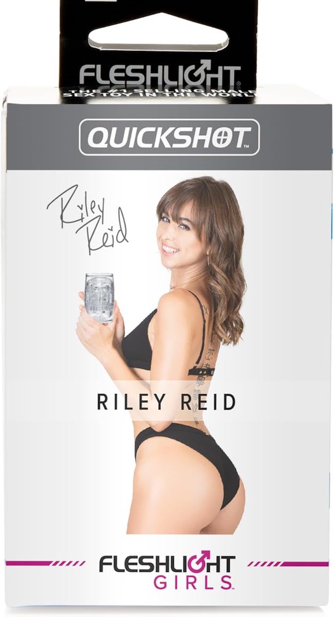 Nhập sỉ Fleshlight Riley Reid cốc thủ dâm 2 đầu trong suốt cao cấp chính hãng có tốt không? Nhập sỉ Fleshlight Riley Reid cốc thủ dâm 2 đầu trong suốt cao cấp chính hãng có tốt không?