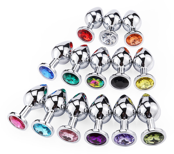 Cửa hàng bán Phích inox cắm hậu môn butt plugs màu bạc đính đá size nhỏ 2.8cm hàng xách tay Cửa hàng bán Phích inox cắm hậu môn butt plugs màu bạc đính đá size nhỏ 2.8cm hàng xách tay