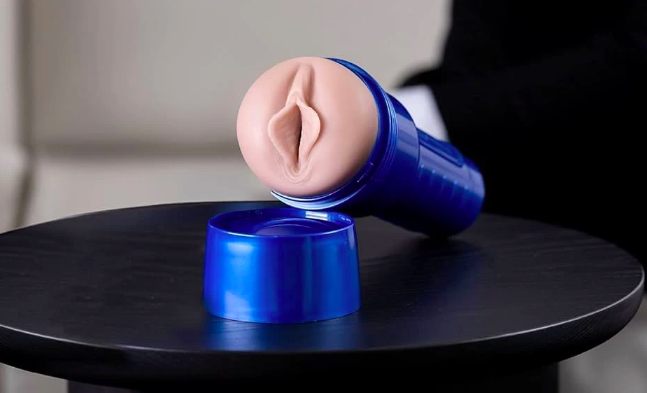 Âm đạo giả Fleshlight Boost Blow công nghệ Turbo Tech nguỵ trang hình đèn pin