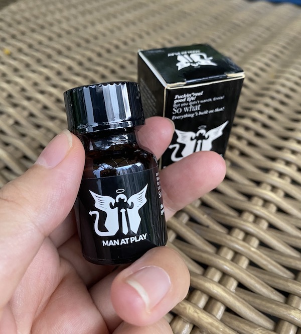 Nơi bán Popper Man At Play đen 10ml chính hãnh dành cho Top Bot loại mạnh cao cấp