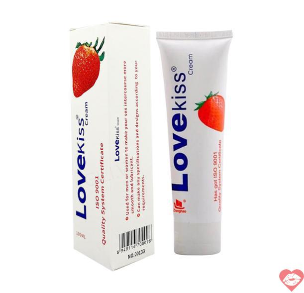 Gel Love Kiss bôi trơn hương dâu 100ml
