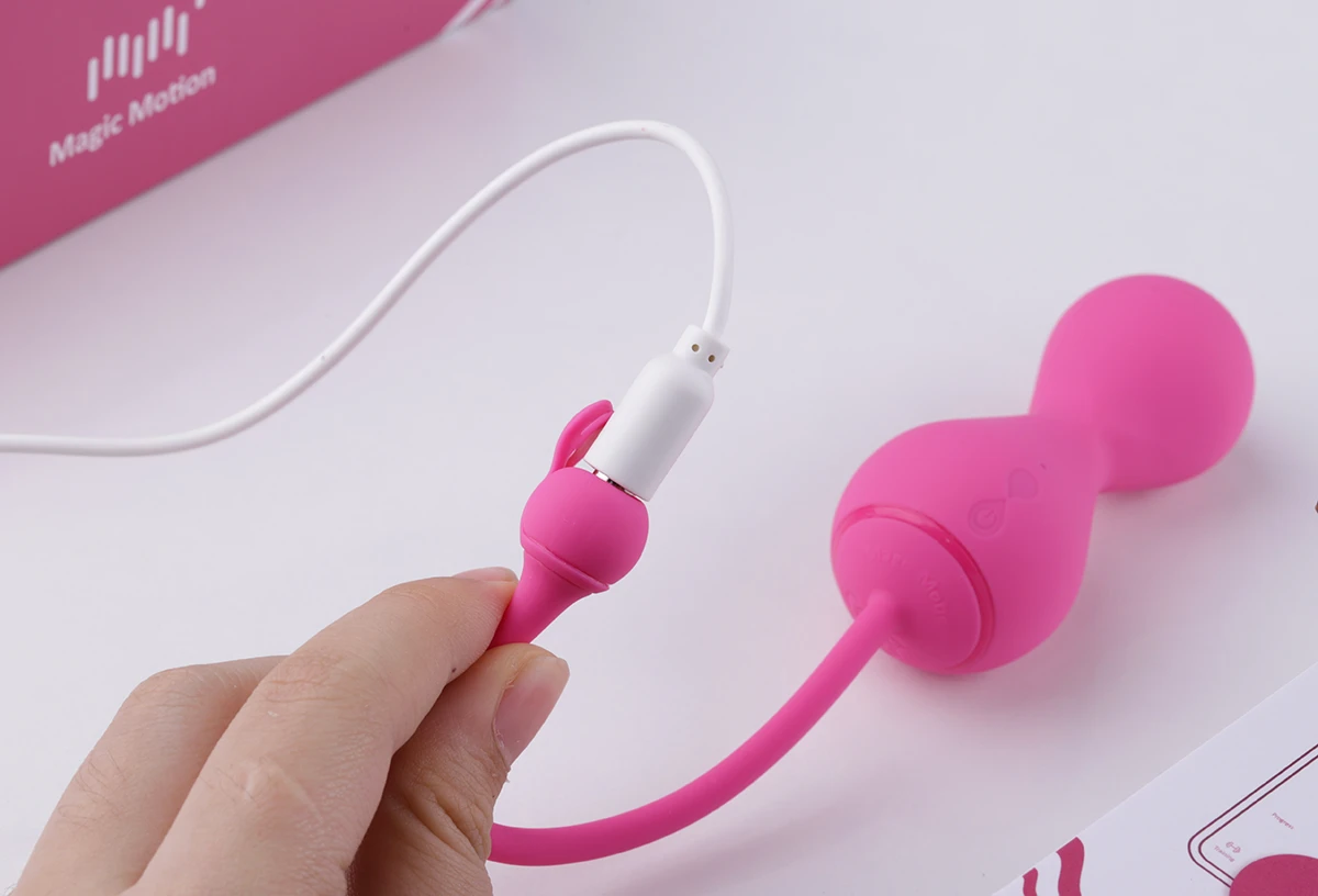 Magic Kegel Master sạc 1 giờ, dùng 3 giờ