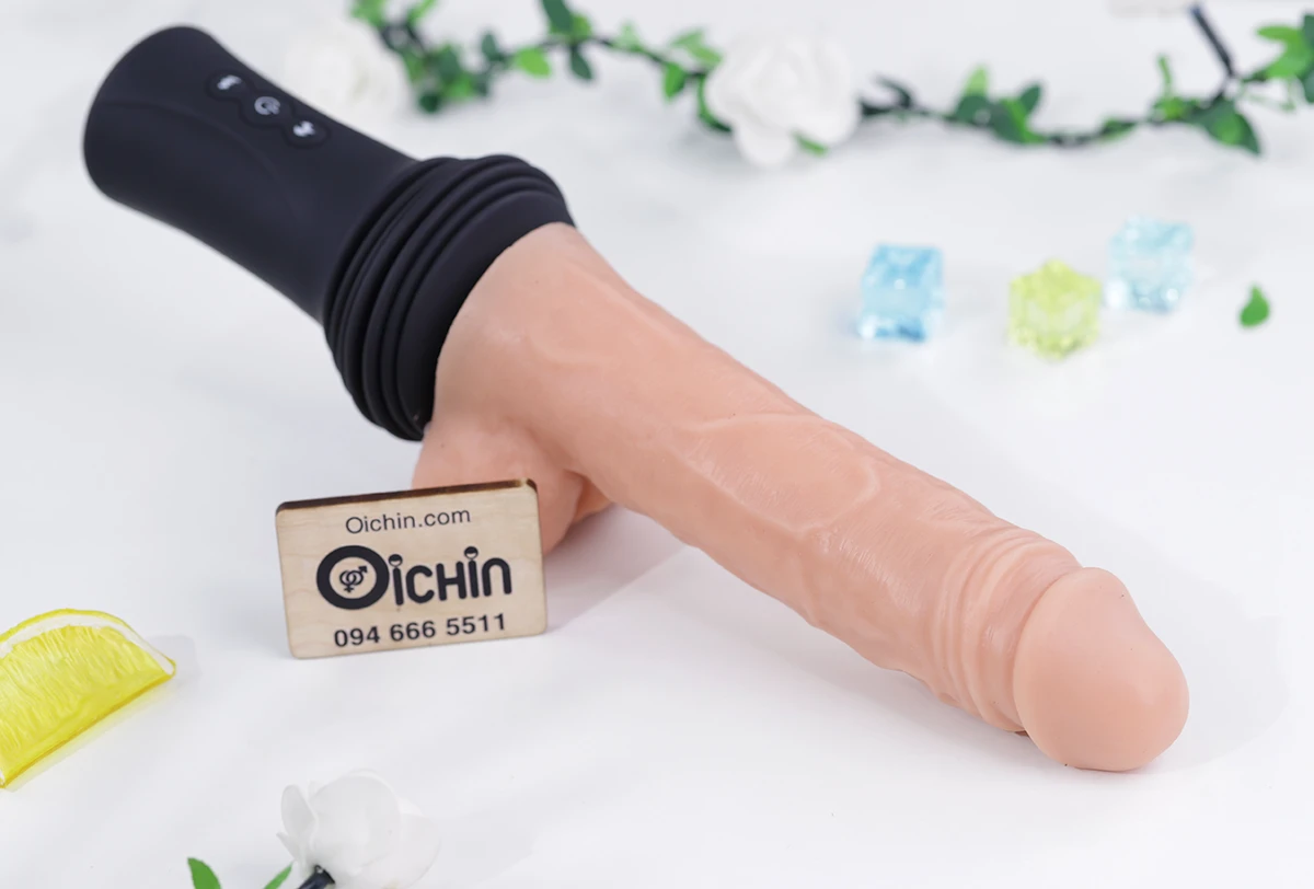 Cu giả Loving World Baldwin được thiết kế giống với “cậu nhỏ” 