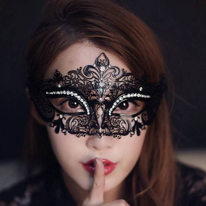 Mặt nạ nữ hoàng dâm dục phụ kiện BDSM gợi cảm kích thích cảm xúc yêu